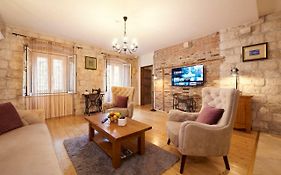 Apartment Capo Residence - Old Town - Parking